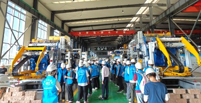 Integriĝo pri industrio-edukado ekbruligas novan impeton por inteligenta fabrikado